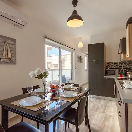 - Modern 2 Bedrooms Apt Nb 3 - Happy * Kalkara